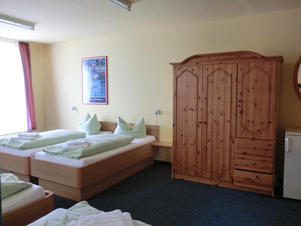 Hotel Am Kleinbahnhof Emden Cameră foto